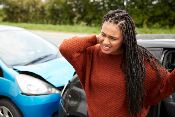 Neck Pain After a Car Accident: Warning Signs and Effective Chiropractic Treatments