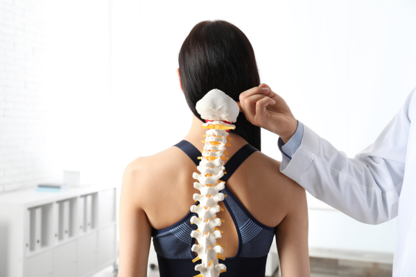 Treating Sciatica with Chiropractic Care – A Safe, Non-Surgical Solution